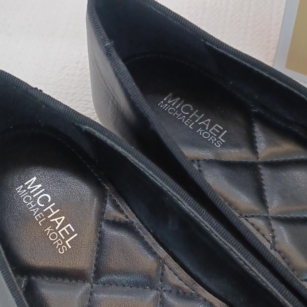 Michael Kors Nori Flat NIB - Picture 4 of 10